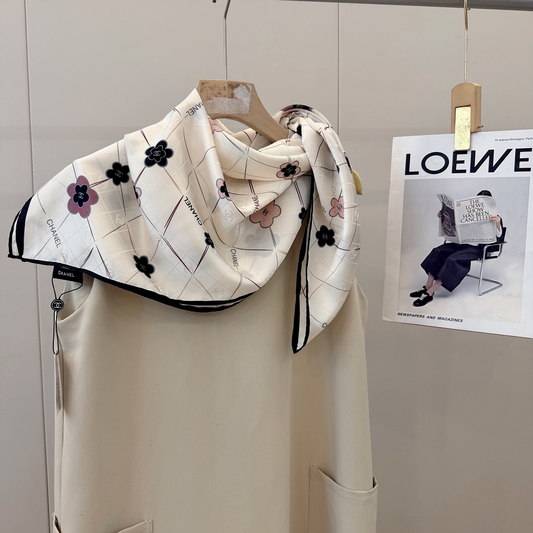 Chanel Square Scarf Silk Twill · A3273 — תמונה 31