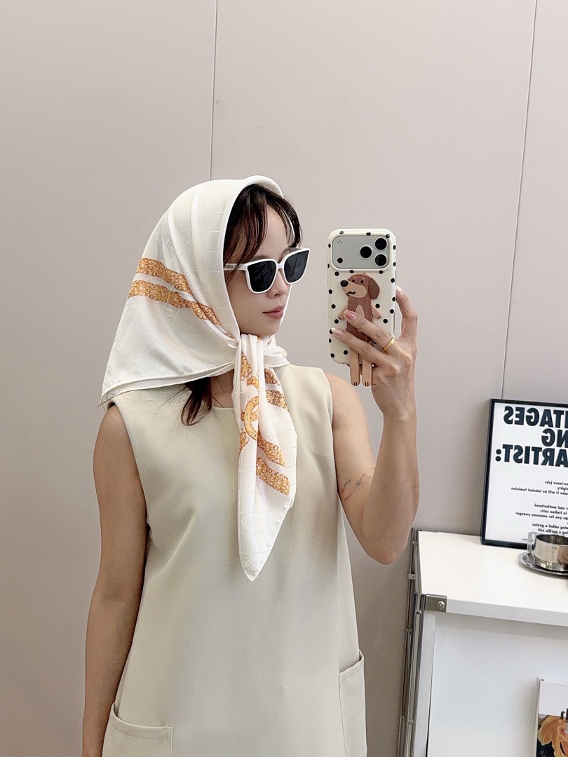 Chanel Square Scarf Silk Twill · A3273 — תמונה 76