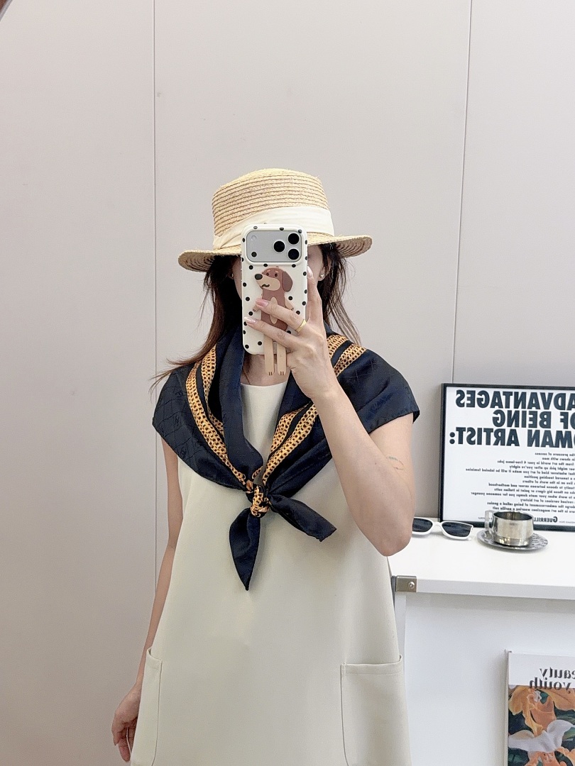 Chanel Square Scarf Silk Twill · A3273 — תמונה 79