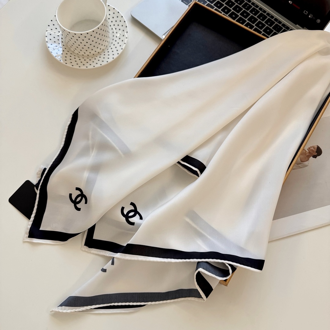Chanel Square Scarf Silk Twill · A3312 — תמונה 7