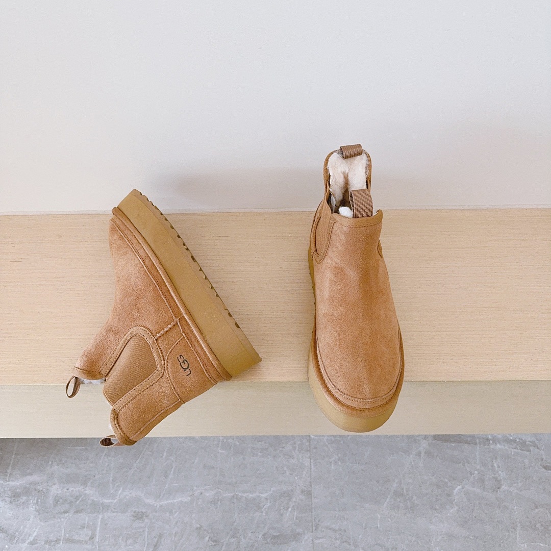 UGG Neumel Platform Chelsea · 5770 — תמונה 5