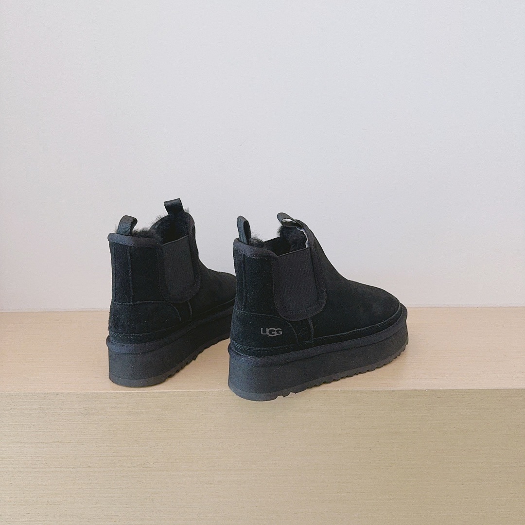 UGG Neumel Platform Chelsea · 5770 — תמונה 3