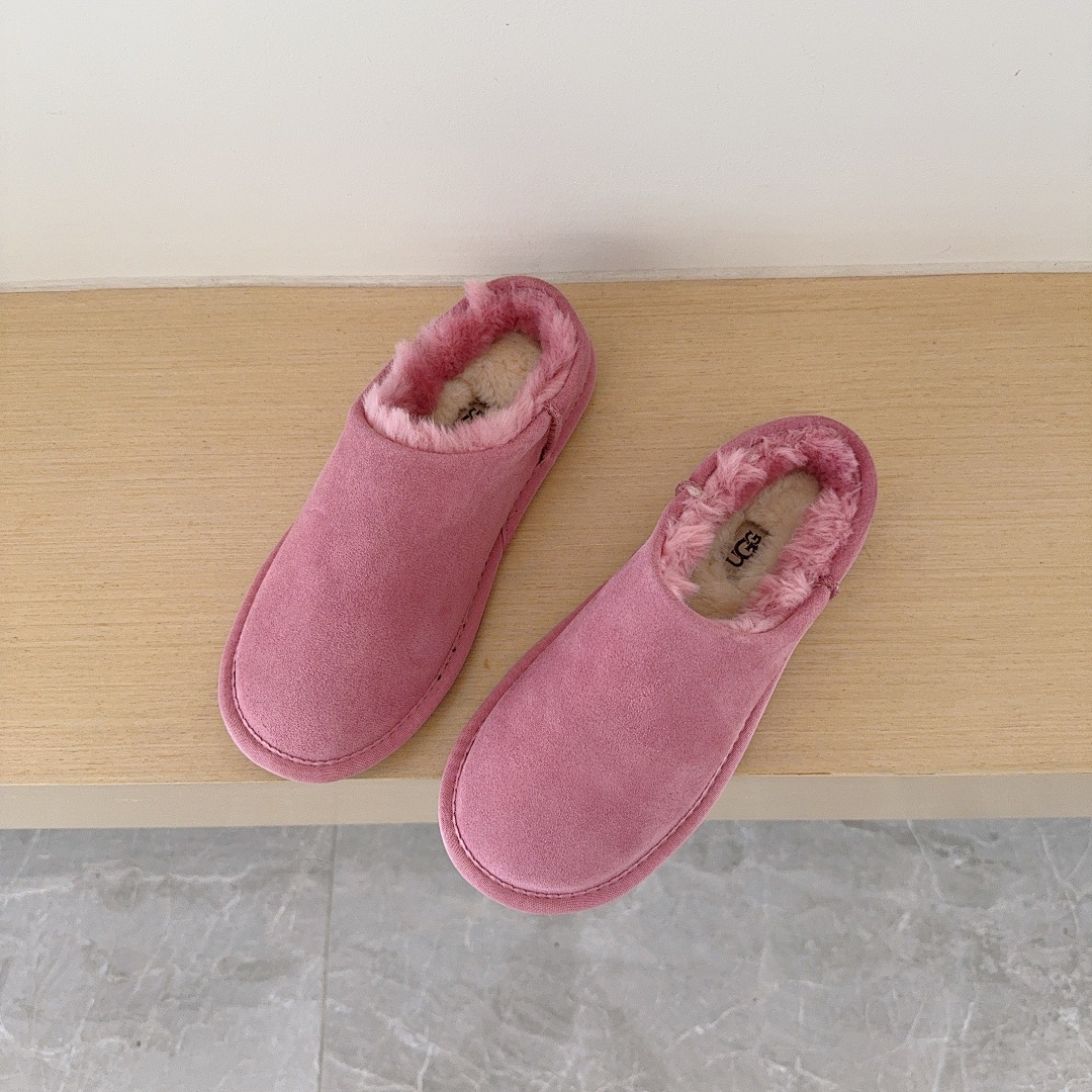 UGG Classic Slip-On · 5694 — תמונה 11