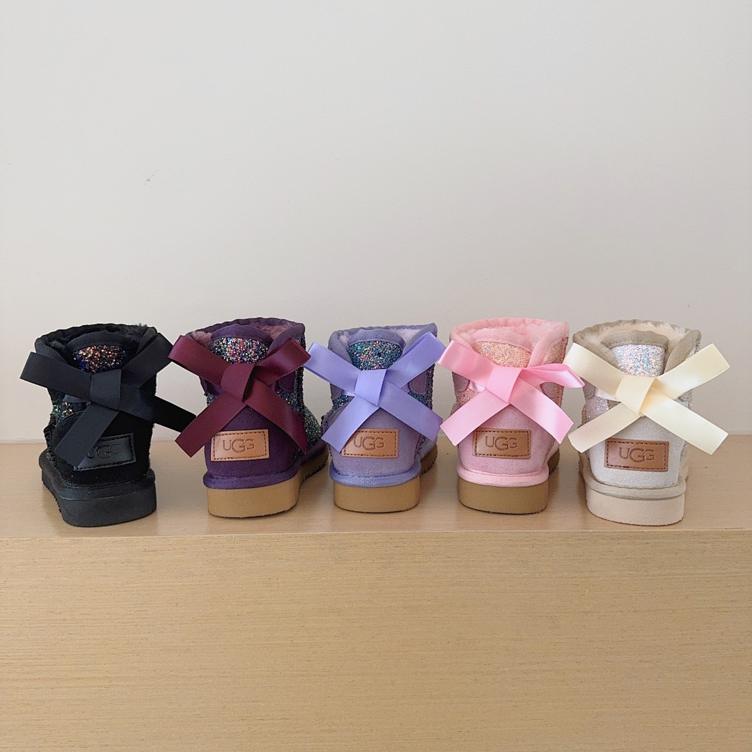 UGG Mini Bailey Bow Glisten · 5691 — תמונה 5