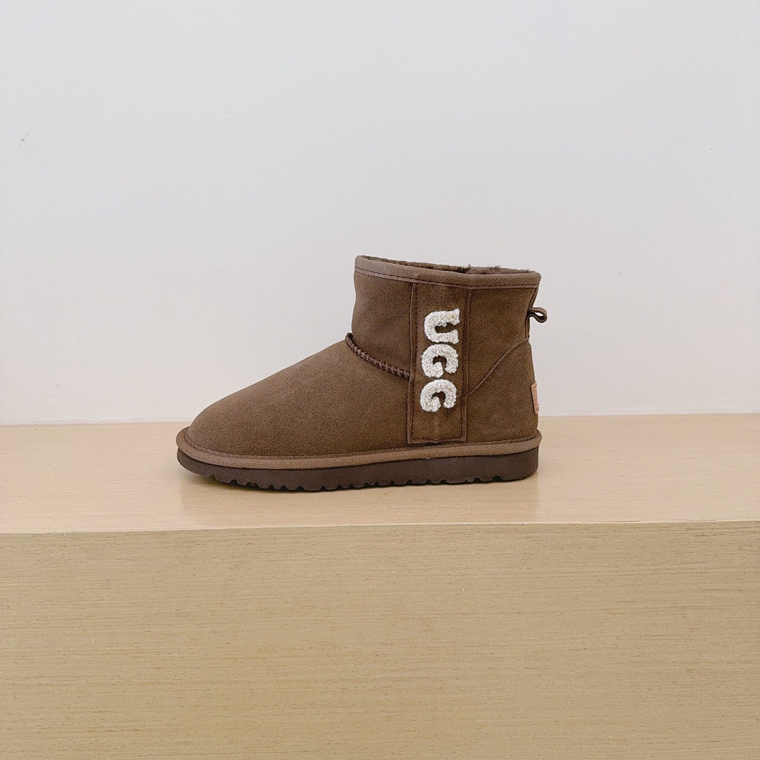 UGG Ultra Mini · 5700 — תמונה 16