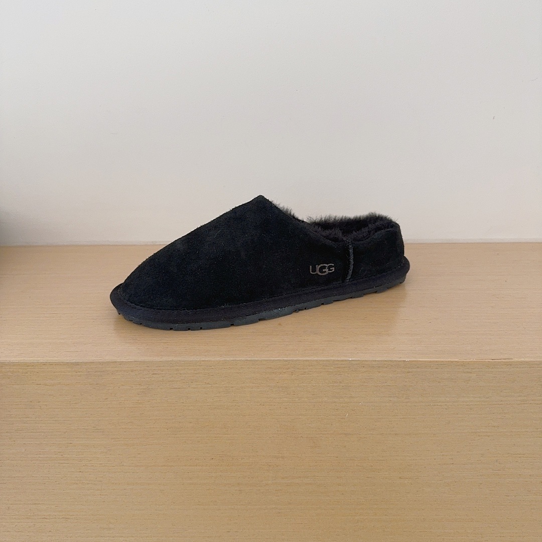 UGG Classic Slip-On · 5694 — תמונה 15