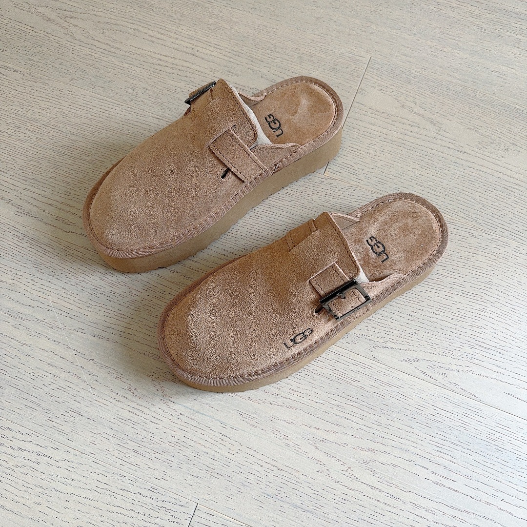 UGG — כפכפים · 4985 — תמונה 5
