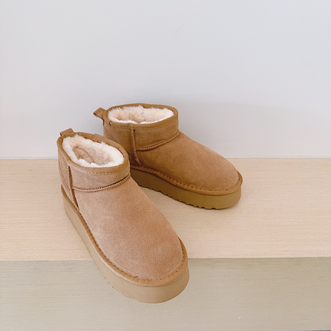 UGG Classic Ultra Mini Platform · 5772 — תמונה 3