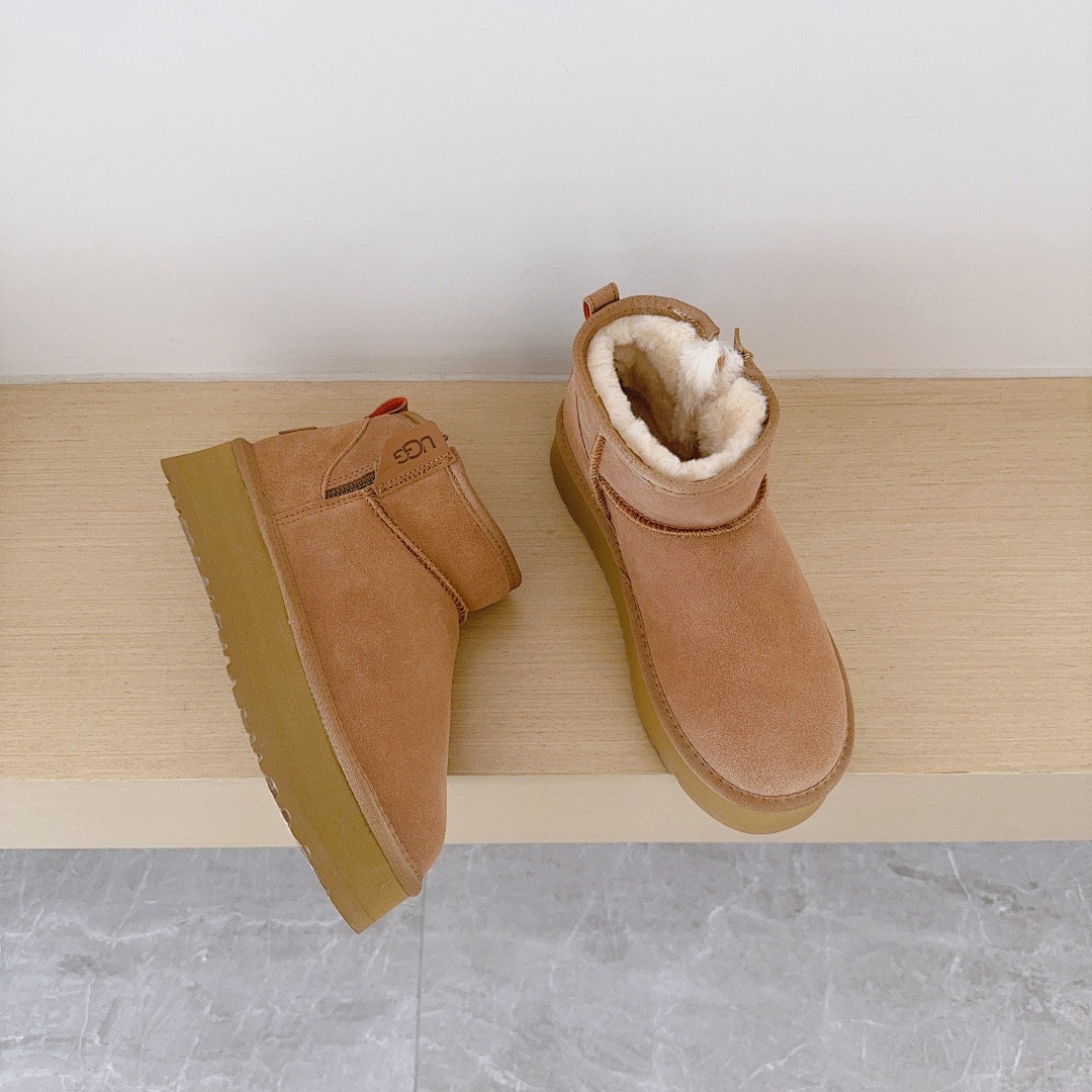 UGG Classic Ultra Mini Platform · 5701 — תמונה 10