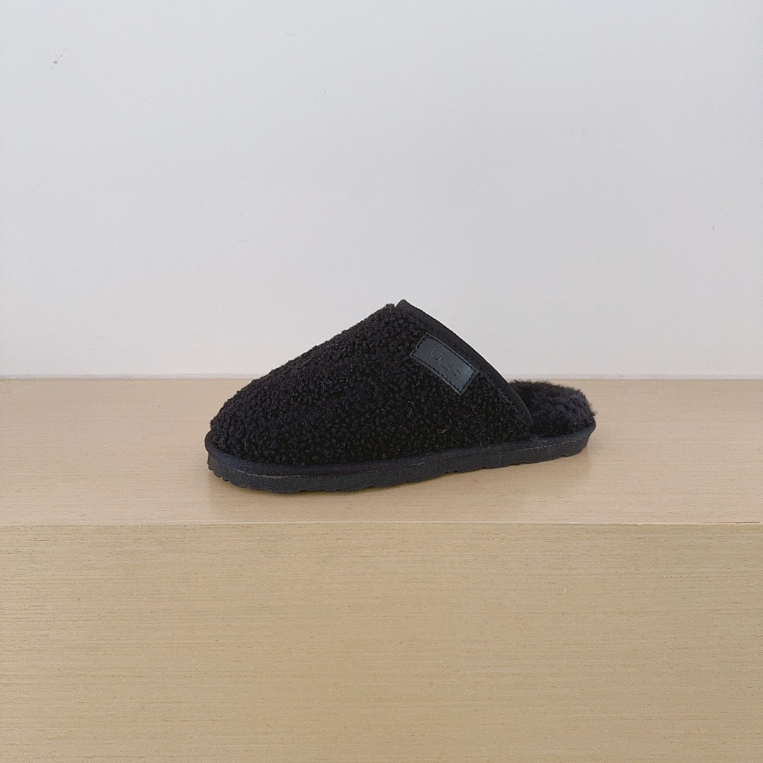 UGG — נעלי בית · 5690 — תמונה 12