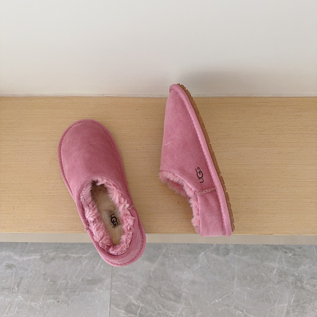 UGG Classic Slip-On · 5694 — תמונה 6