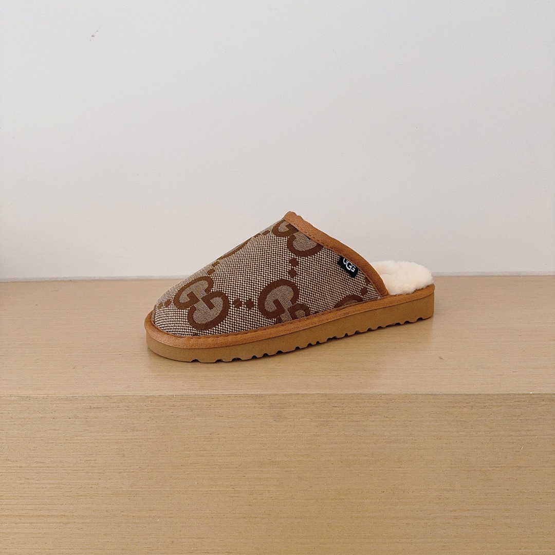 UGG — כפכפים · 5696 — תמונה 16