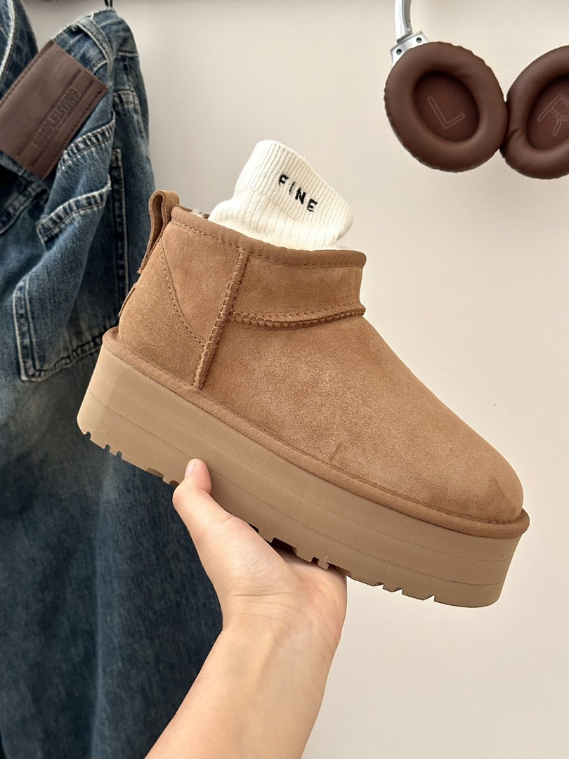 UGG Classic Ultra Mini Platform · 5883 — תמונה 4