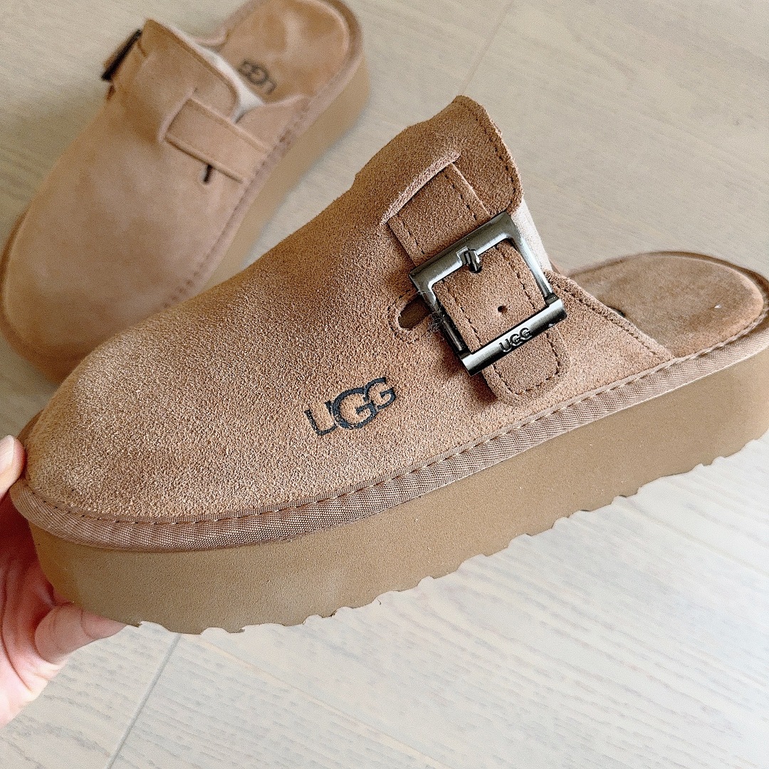 UGG — כפכפים · 4985 — תמונה 6