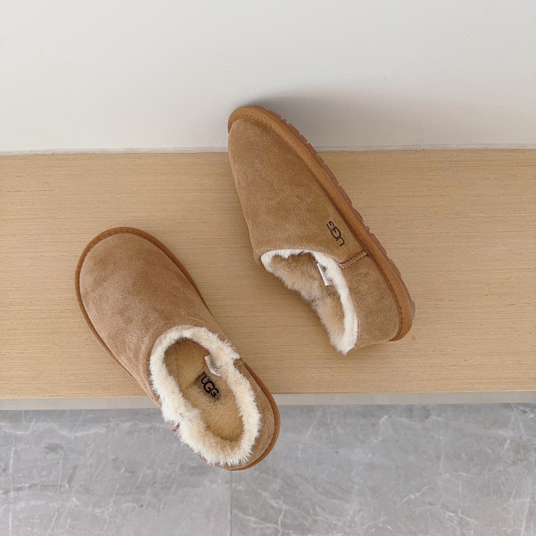 UGG Classic Slip-On · 5694 — תמונה 22