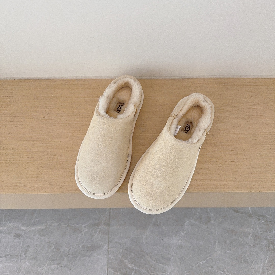 UGG Classic Slip-On · 5694 — תמונה 16