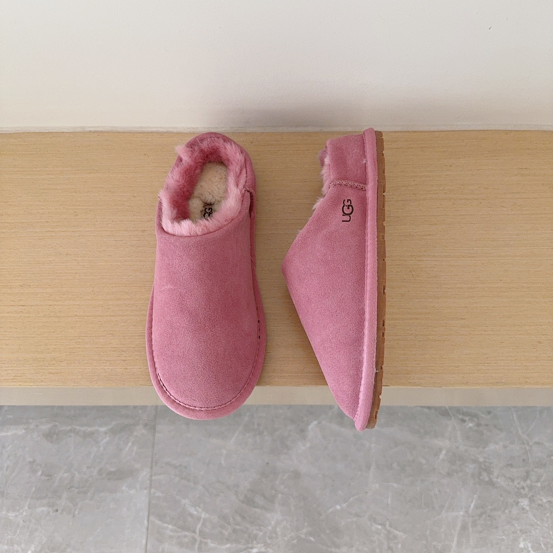 UGG Classic Slip-On · 5694 — תמונה 19