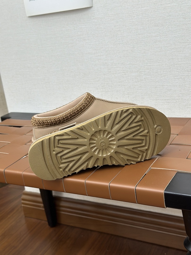 UGG Tasman II · 5827 — תמונה 13