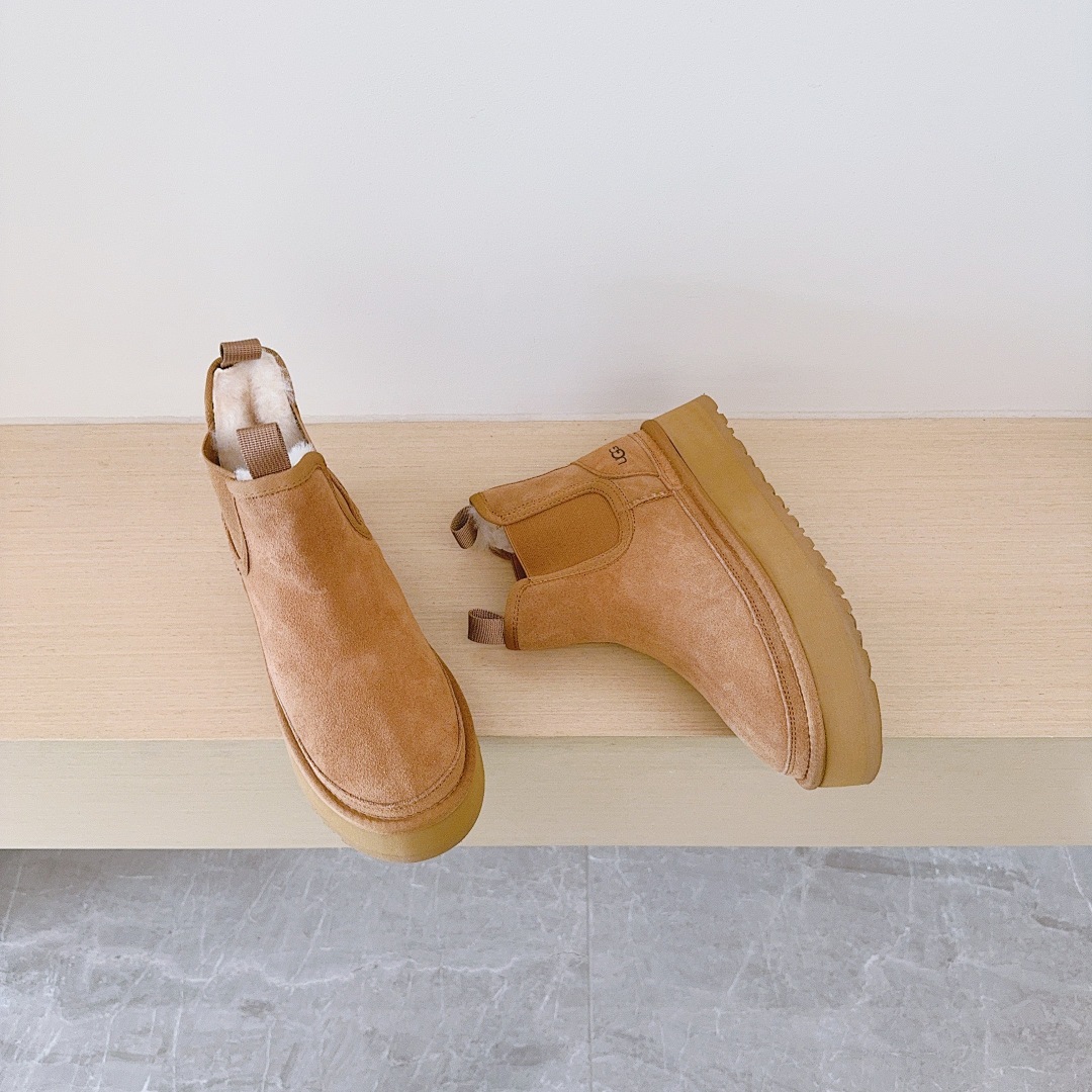UGG Neumel Platform Chelsea · 5770 — תמונה 6