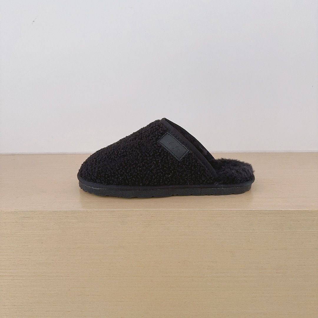 UGG — נעלי בית · 5690 — תמונה 13