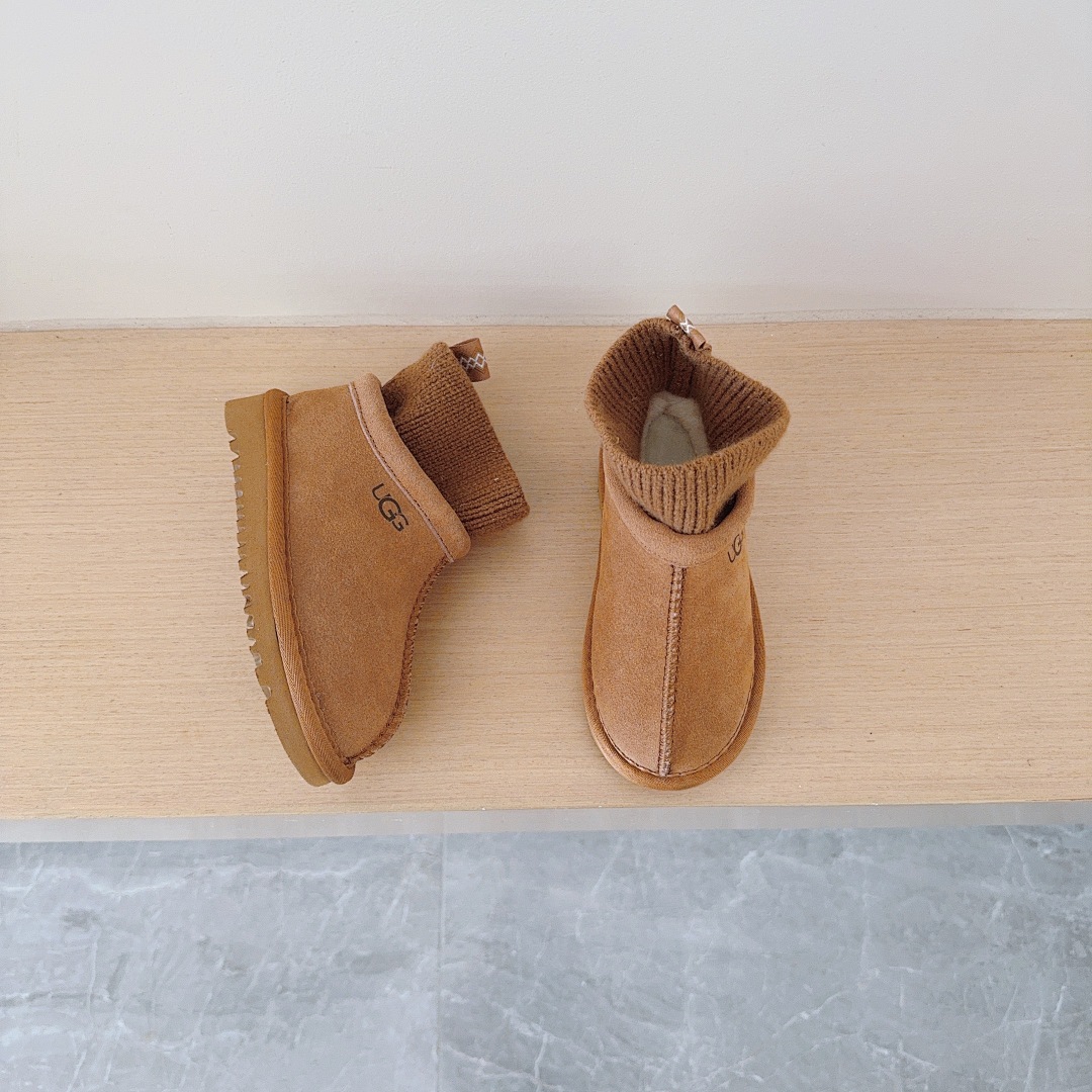 UGG Classic Ultra Mini Stretch Cuff · 5138 — תמונה 15