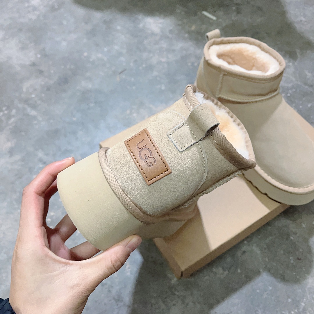 UGG Classic Ultra Mini Platform · 4797 — תמונה 13