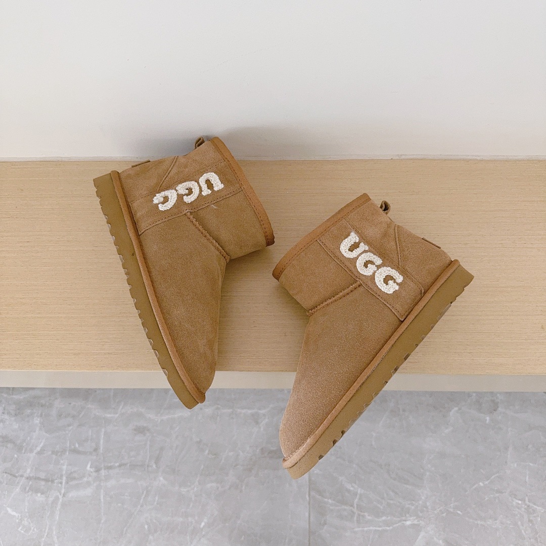 UGG Ultra Mini · 5700 — תמונה 10