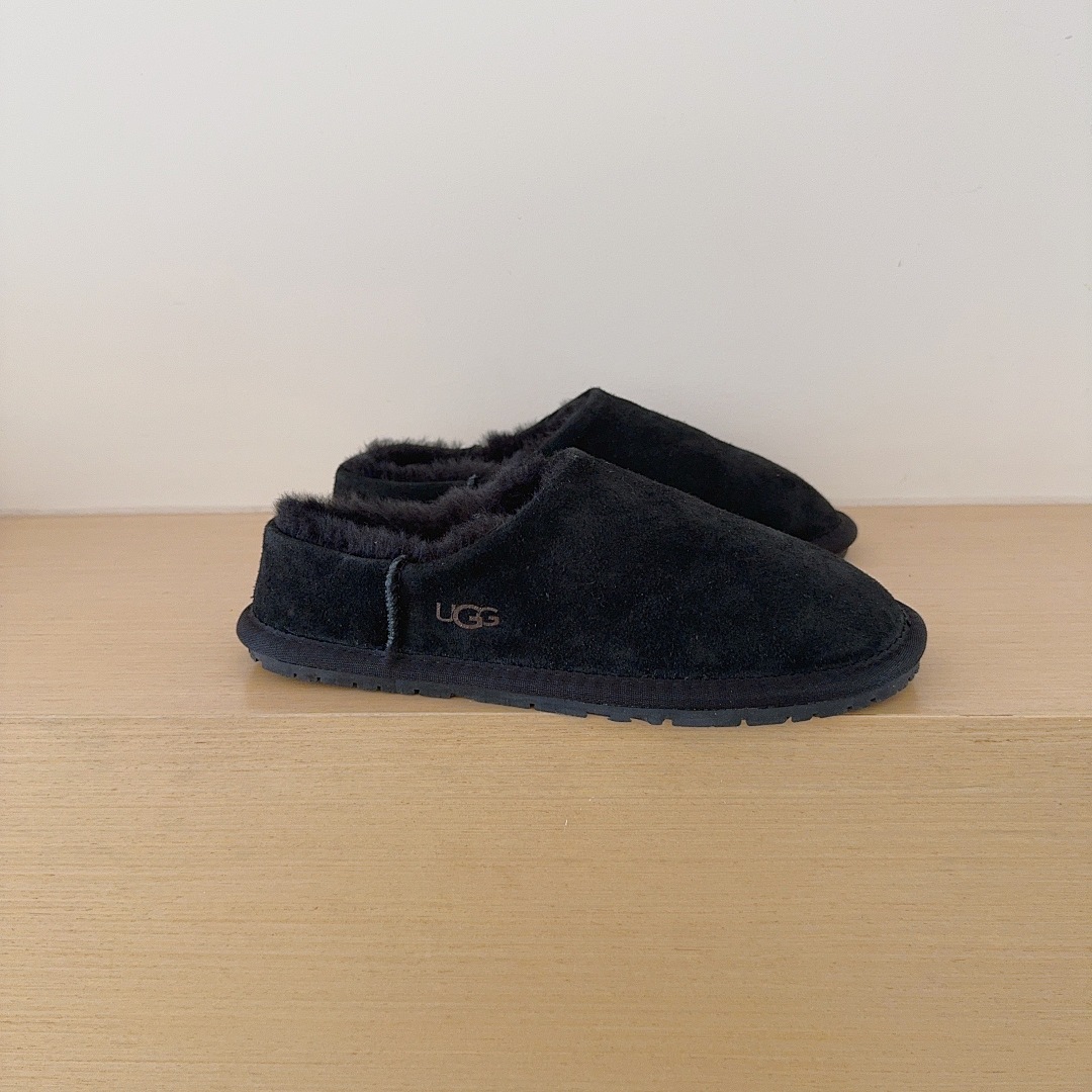 UGG Classic Slip-On · 5694 — תמונה 9
