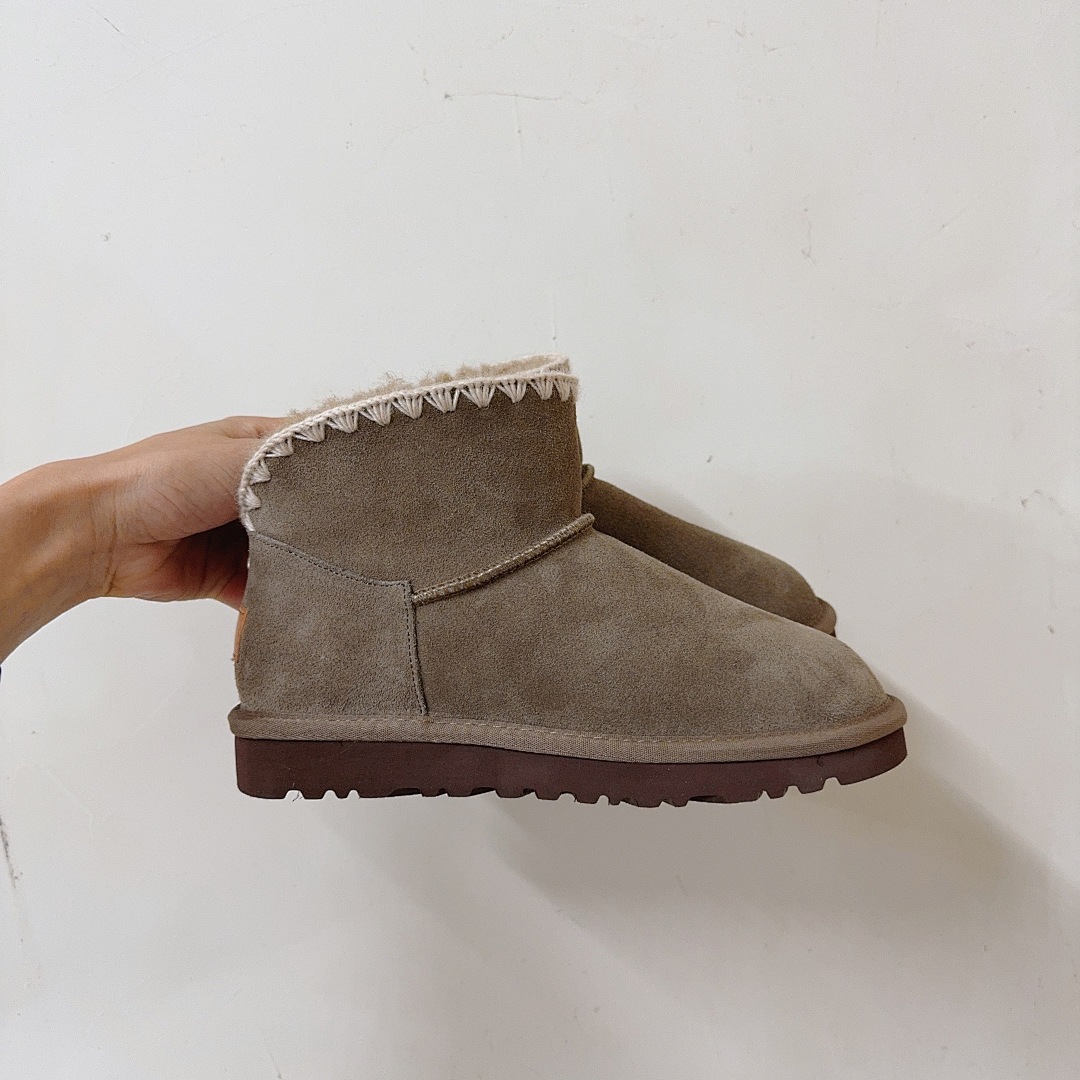 UGG — מגפיים · 5823 — תמונה 6