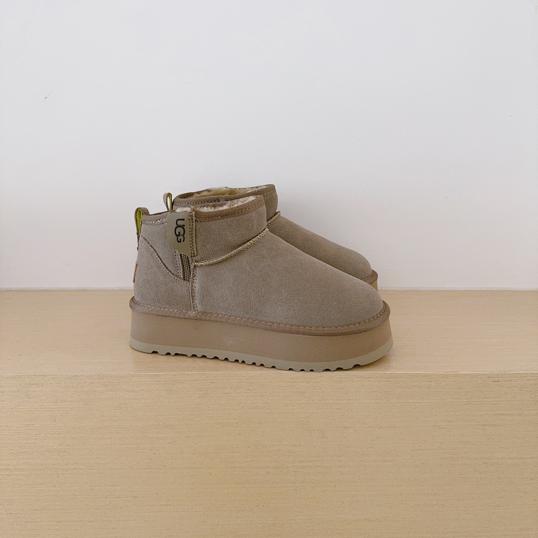 UGG Classic Ultra Mini Platform · 5701 — תמונה 12
