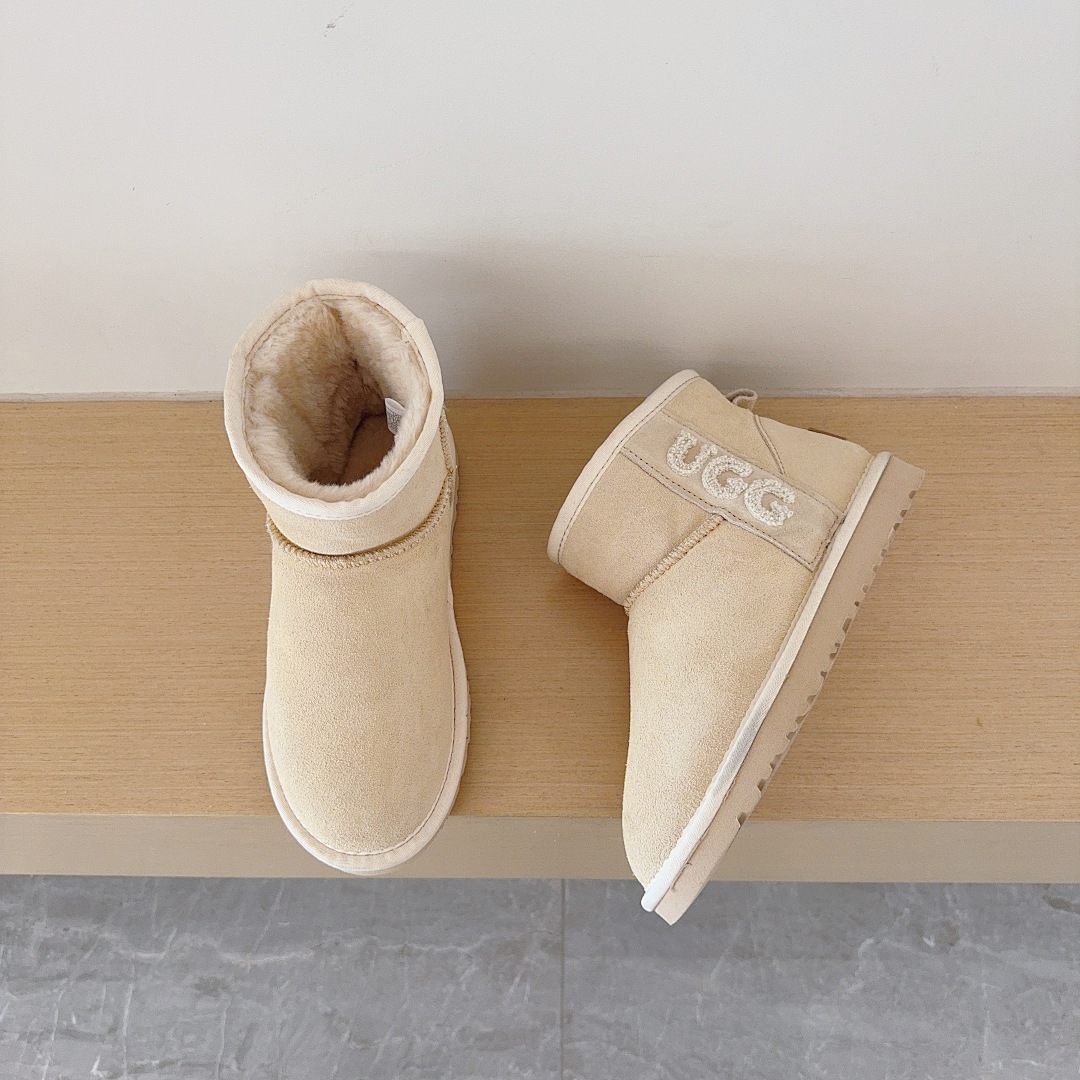 UGG Ultra Mini · 5700 — תמונה 22