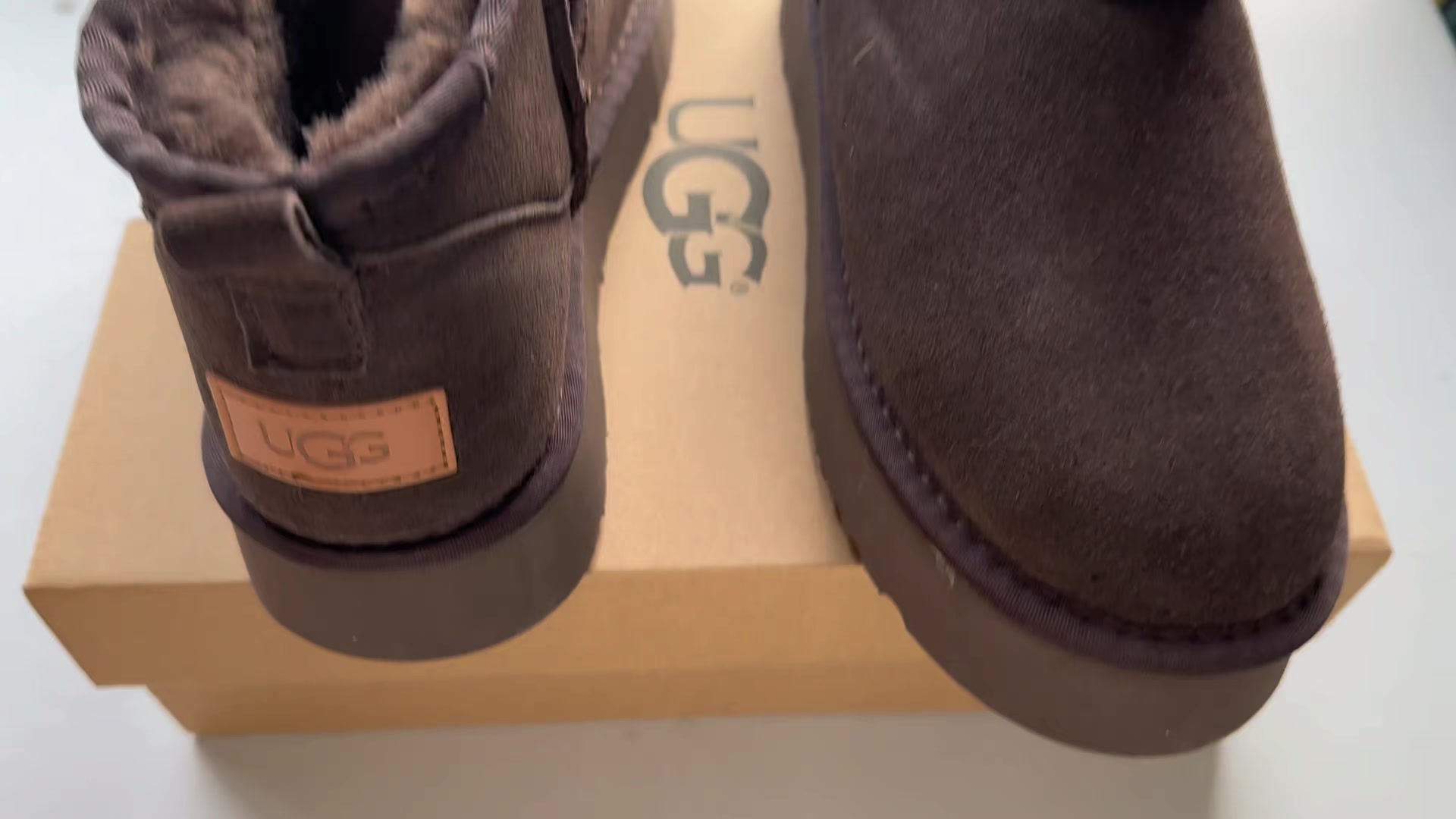 UGG Classic Ultra Mini Platform · 4797 — תמונה 3