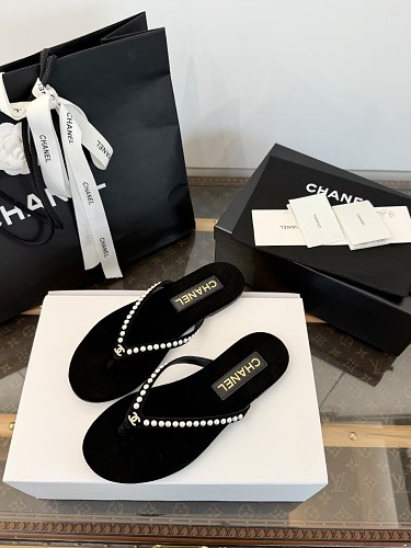 11485-T  chanel  72.99$
