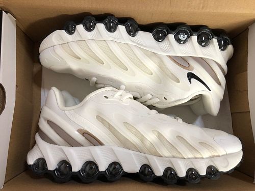 Nike Air Max 62.99$    11286-T