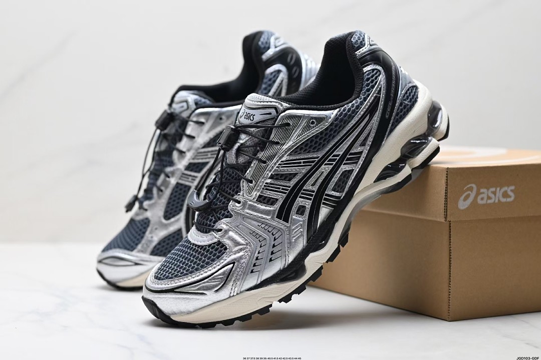 11455-T  ASICS  68$