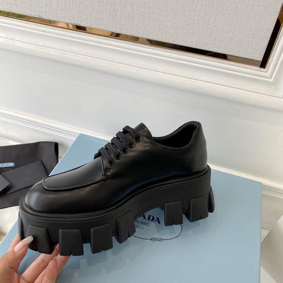 PRADA 67$    11363-T