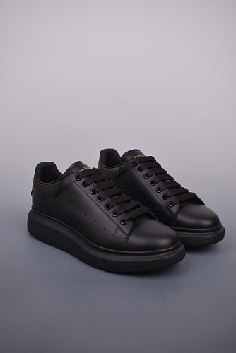 11546-T   McQueen 92.99$