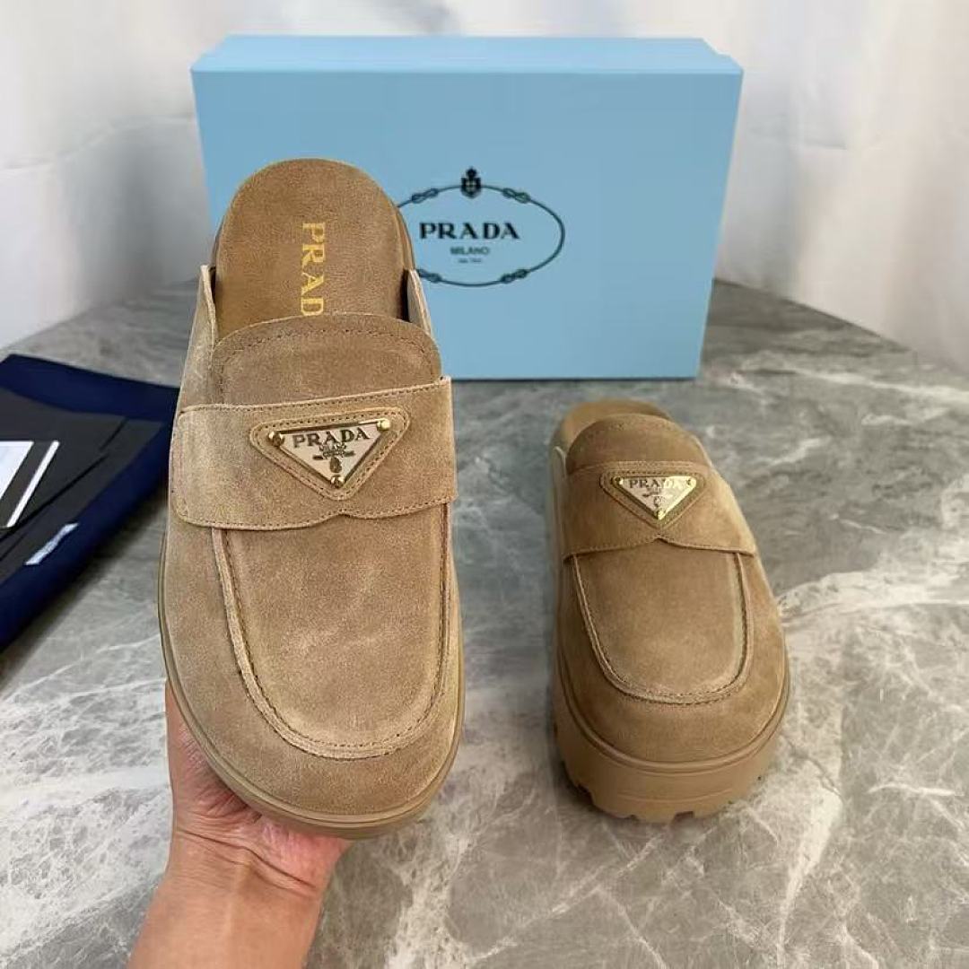 11522-T    PRADA 5A+  121$