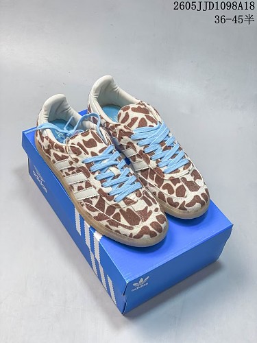 11424-T  ADIDAS  58$