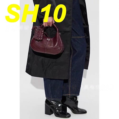 GANNI 62.99$    1688-11177-T