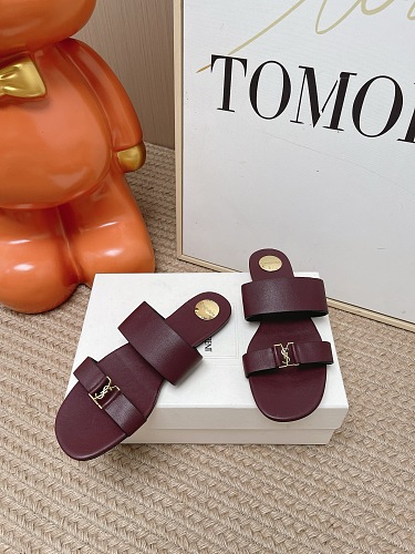 11489-T  YSL  102$