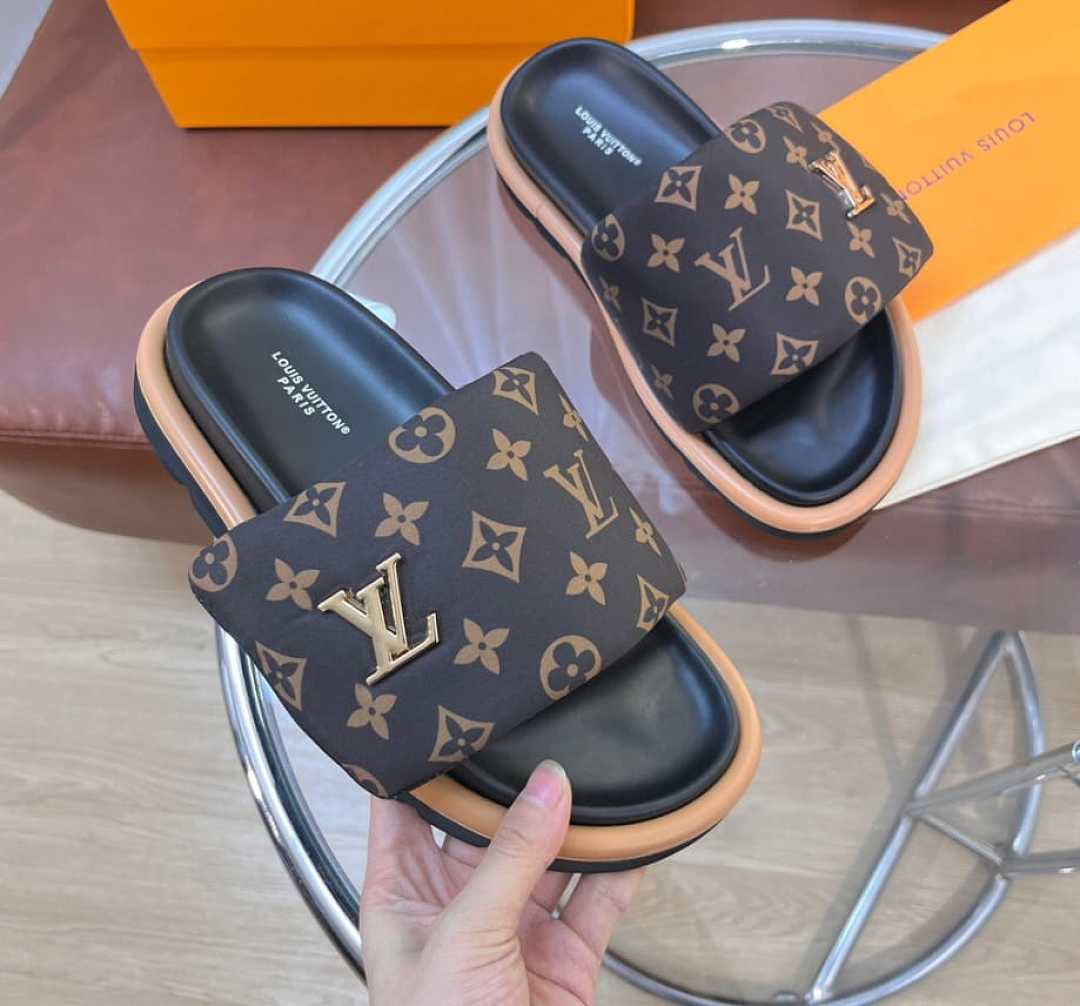 11507-T  LOUIS VUITTON 68.99$