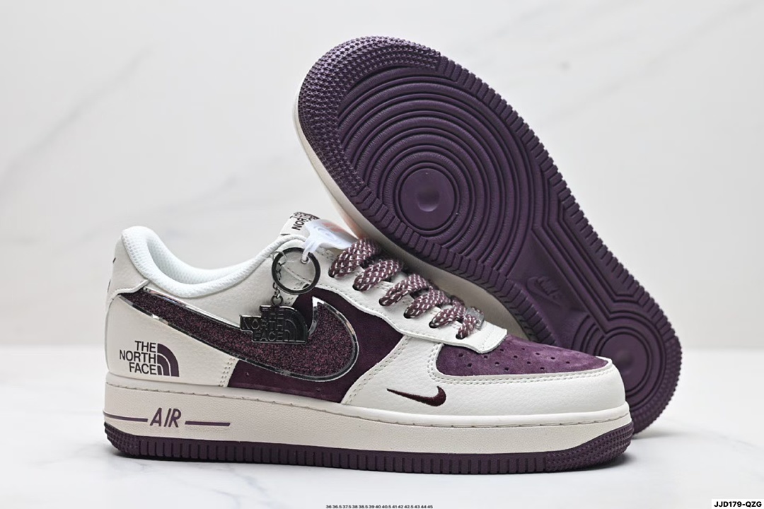 11524-T   NIKE  DIOR  63$