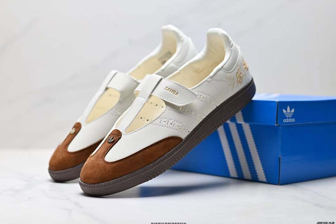 ADIDAS 62.99$    11442-T