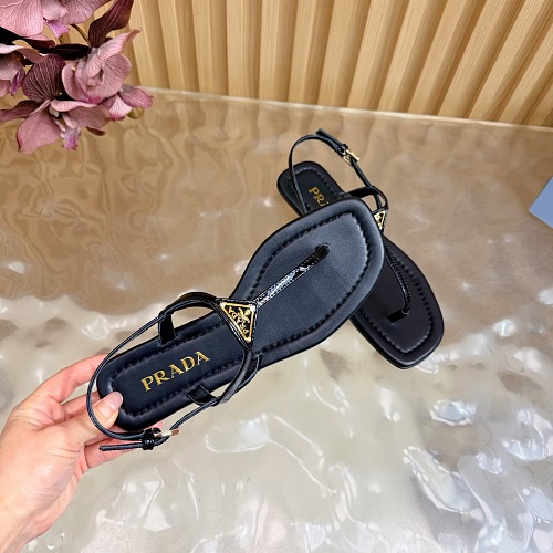 PRADA 92.99$    11270-T