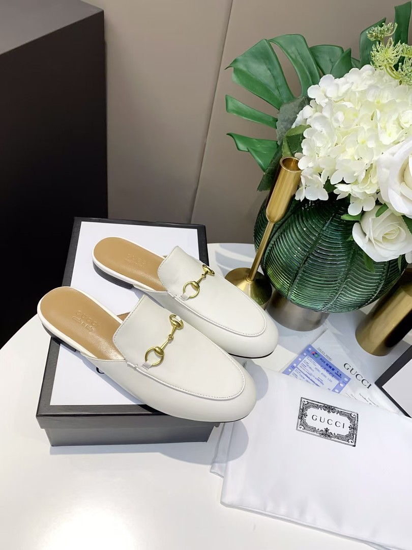 GUCCI 60$     11205-T