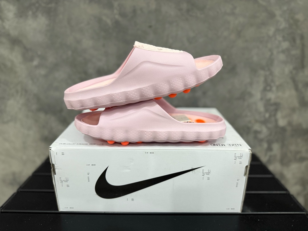 11471-T  NIKE BOX  59.9$