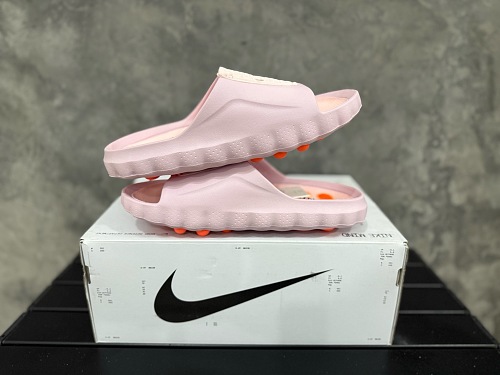 11471-T  NIKE BOX  59.9$