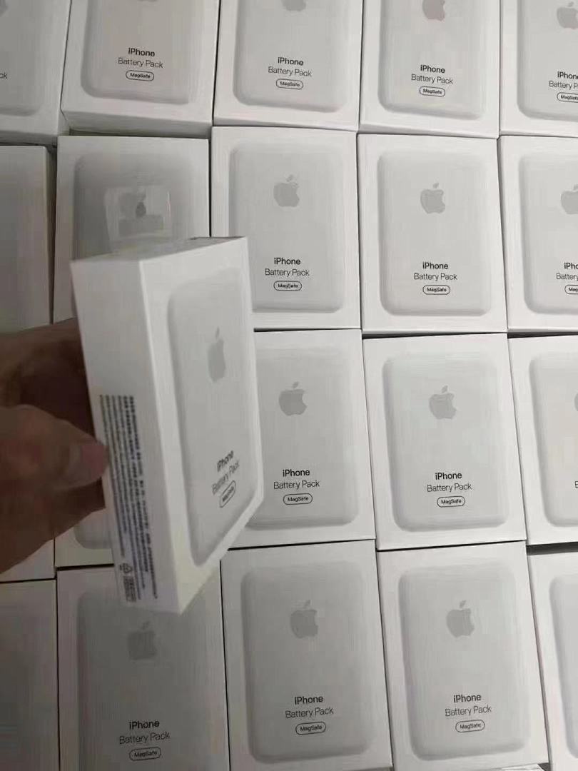 Apple iPhone Battery Pack MagSafe · 5758 — תמונה 9