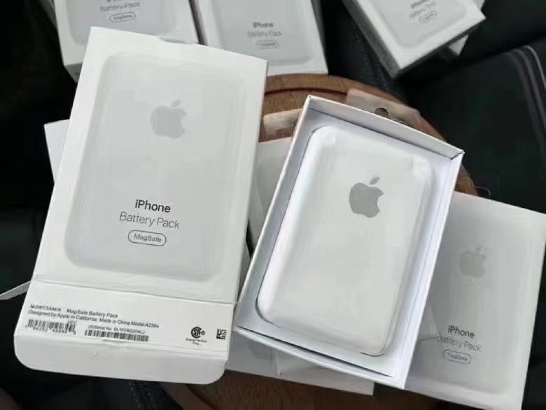 Apple iPhone Battery Pack MagSafe · 5758 — תמונה 6